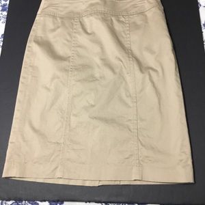 Ann Taylor Skirt Size 4 Tan Back Slit